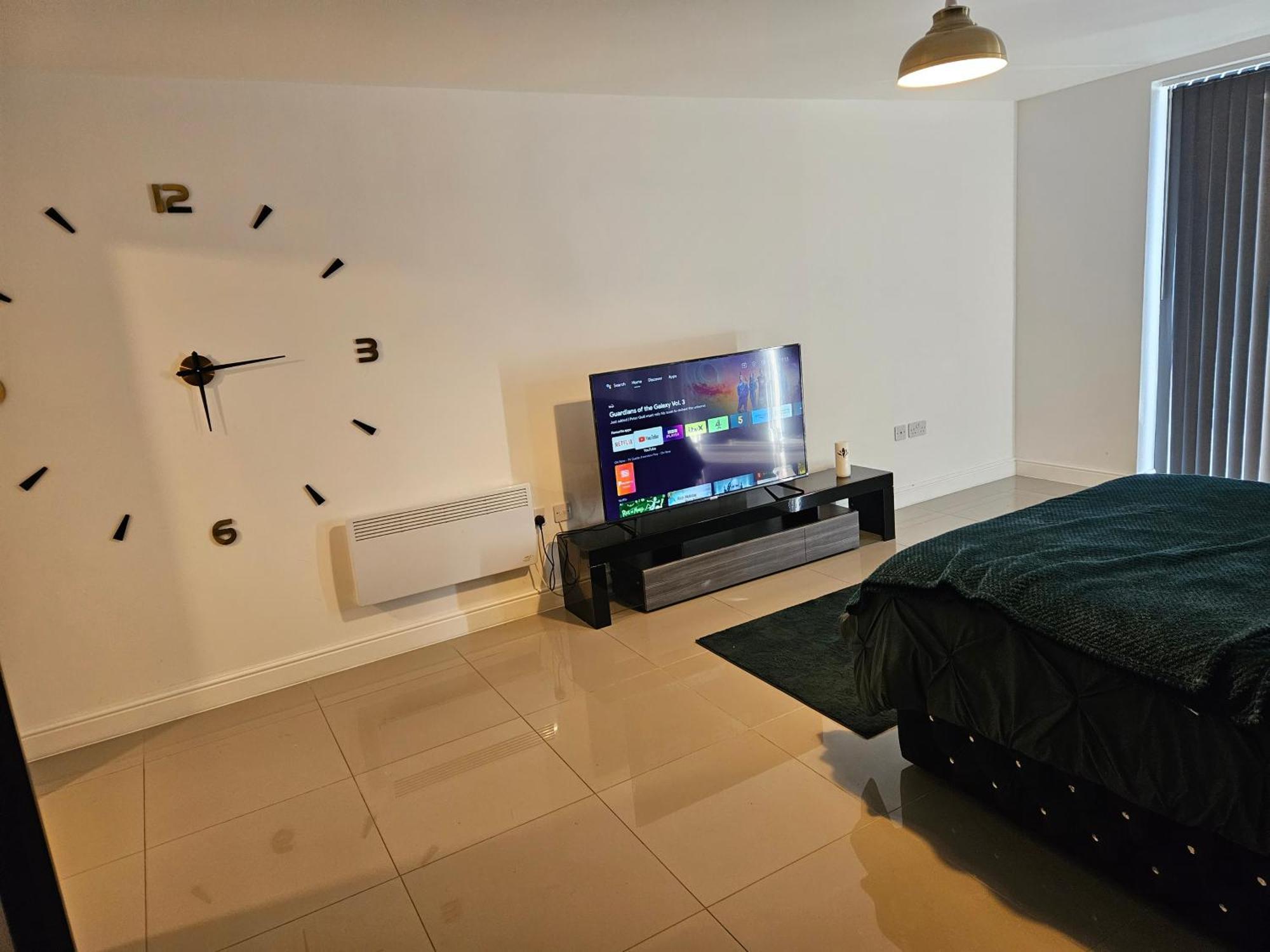 Mna Superior Apartments Bradford  Room photo